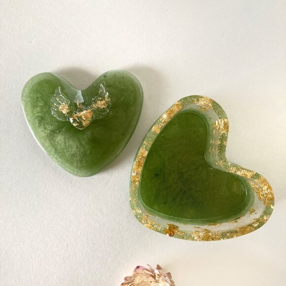 small resin trinket box - Picture 5 of 5